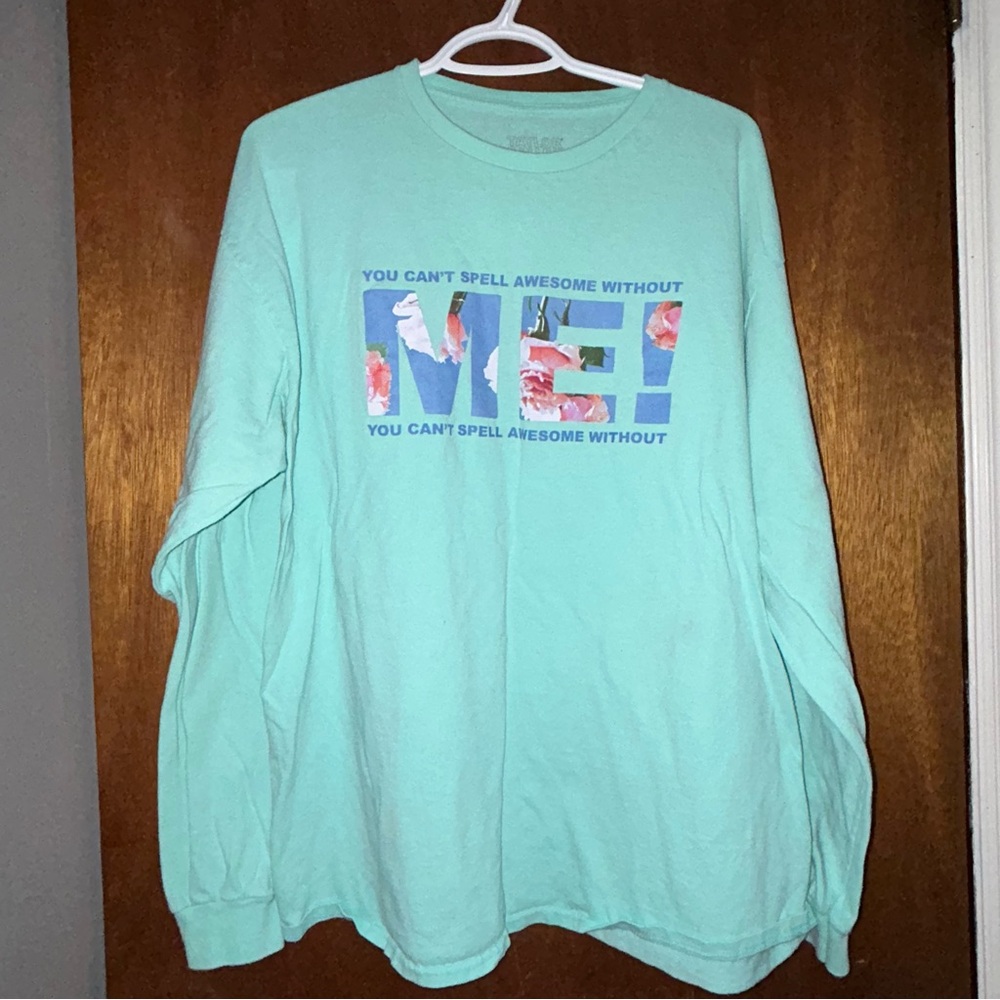 XL Taylor Swift shirt